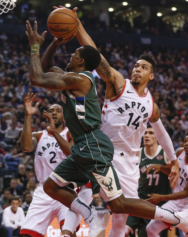 国际比赛日密尔沃基雄鹿调整名单以备欧联，遗憾出局环节打磨，信心回归，细节决定成败的简单介绍